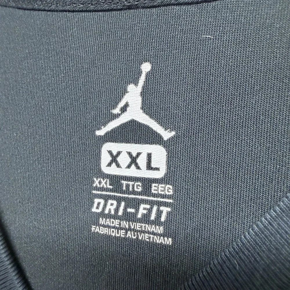 Jordan Dri-Fit T-Shirt Mens 2XL Black Become Legend White Graphic Crew Neck
